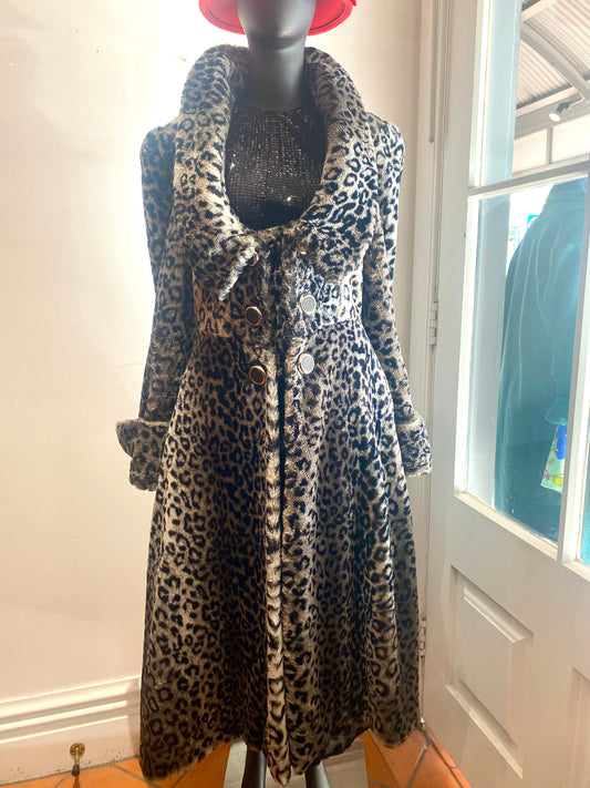 World Silver Leopard Faux Fur Coat