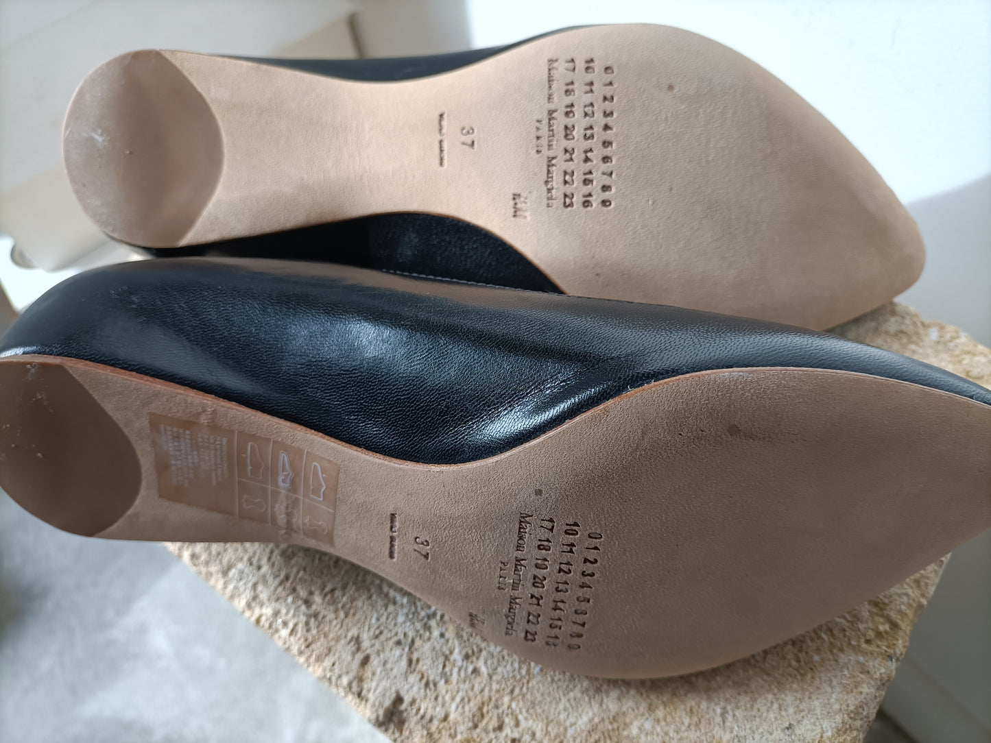 Maison Margiela x H&M - Black Leather Shaped Ballet Flats - Size 37