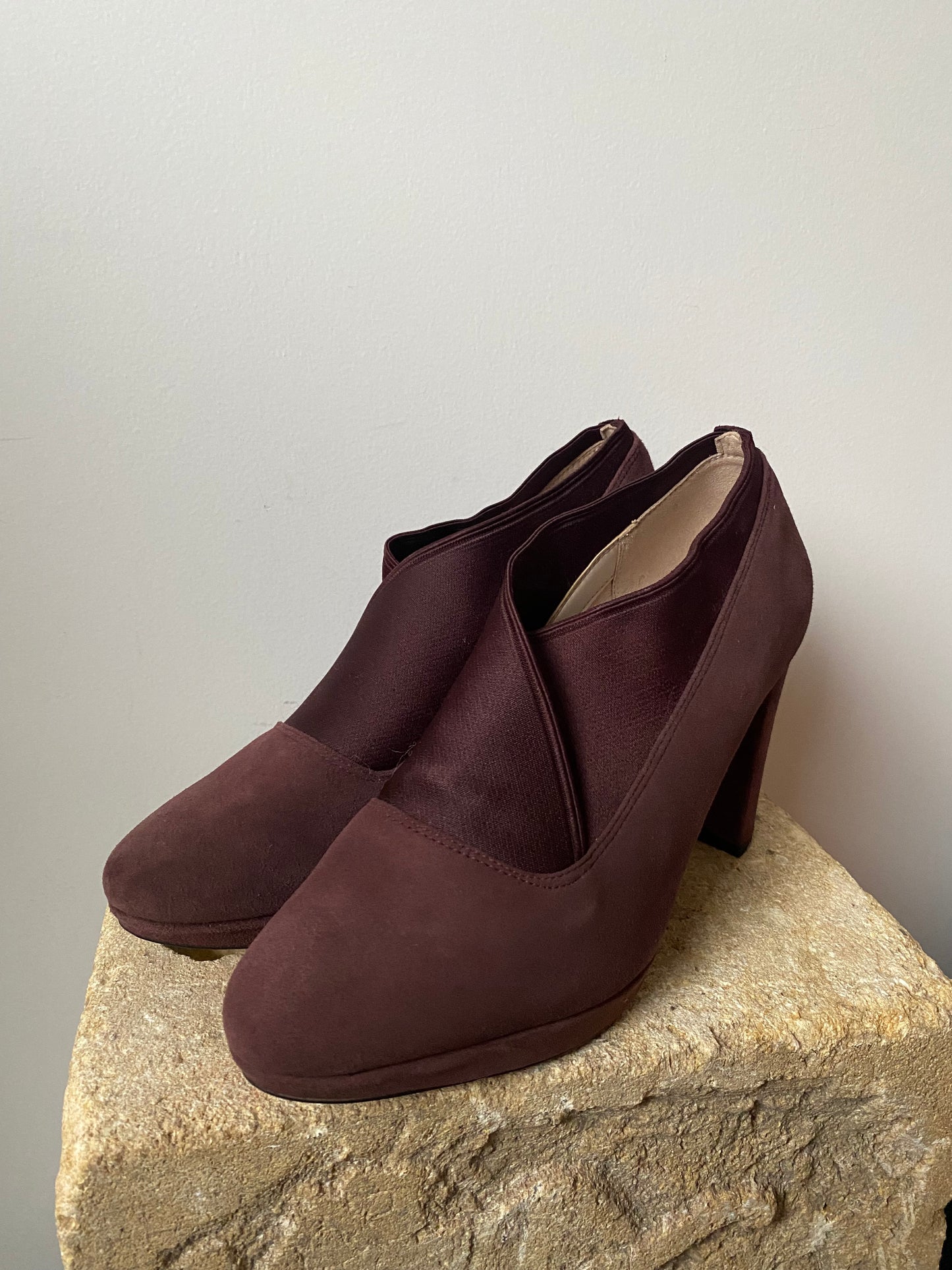 Clarks - Aubergine Nubuck Heels - Size 40