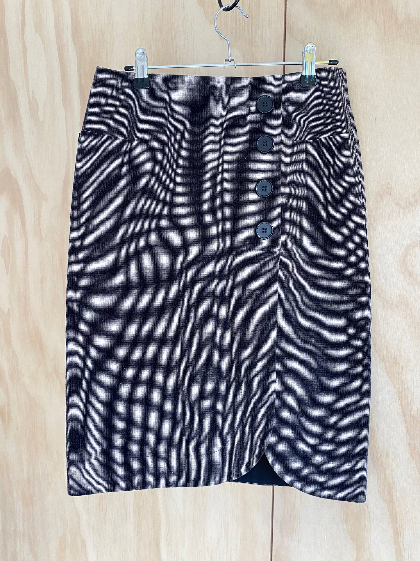 WORLD - Tan & Black Small Check Knee Length Skirt - Size XS
