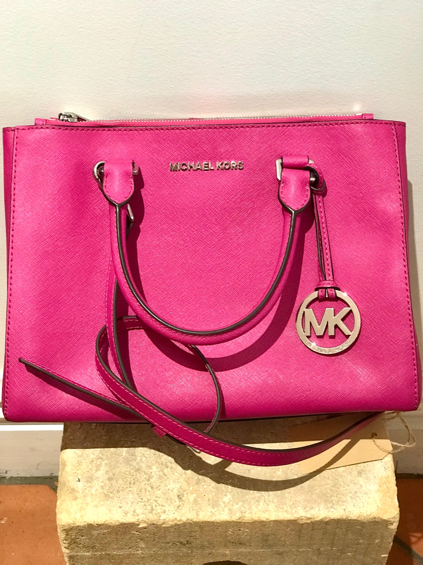 Pink leather michael kors bag sale