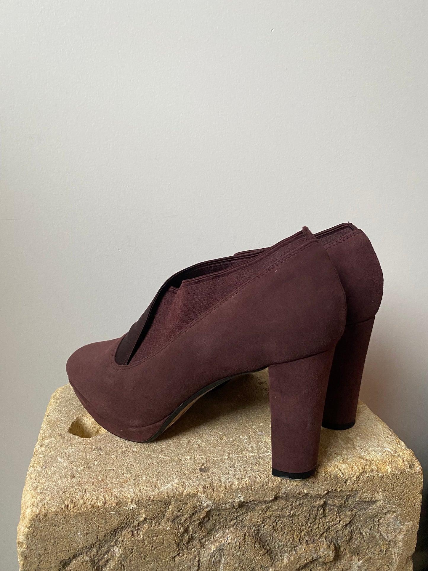 Clarks - Aubergine Nubuck Heels - Size 40